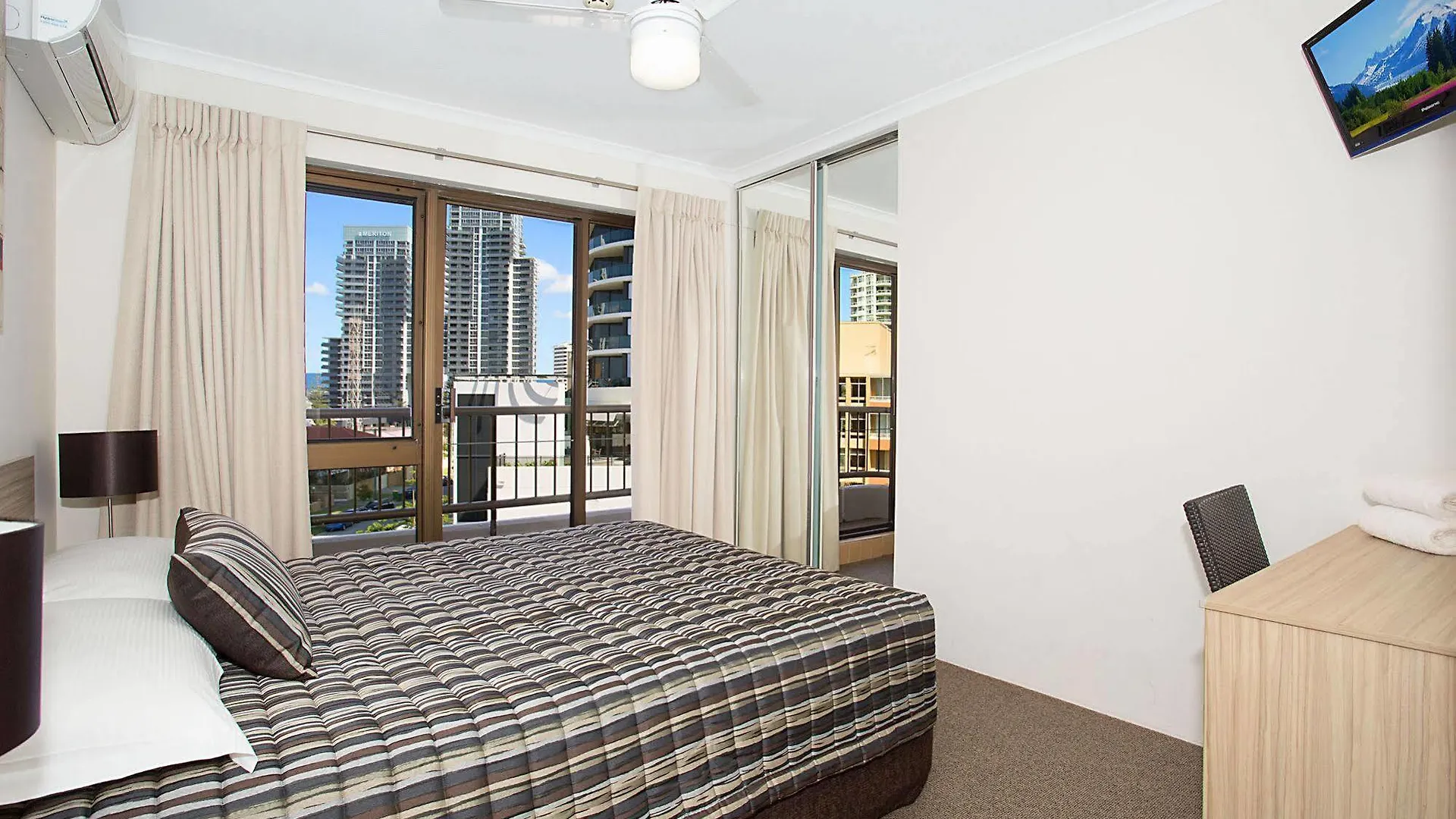 ****  Voyager Resort Gold Coast Australia